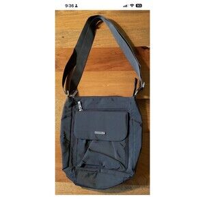 Baggallini Crossbody Bag Gray Adjustable Strap Travel Bag Travel Purse Pockets